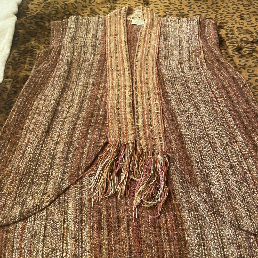 Woven vest with brown, tan,&rust. Great